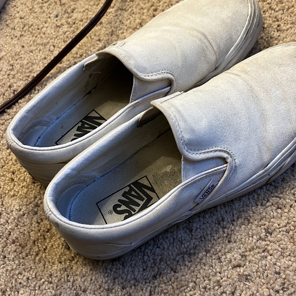Vans - Picture 3 of 3
